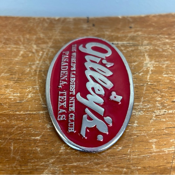 Gilley's Vintage Red Silver Oval Metal Belt Buckle Country Music Western Texas - Picture 5 of 8